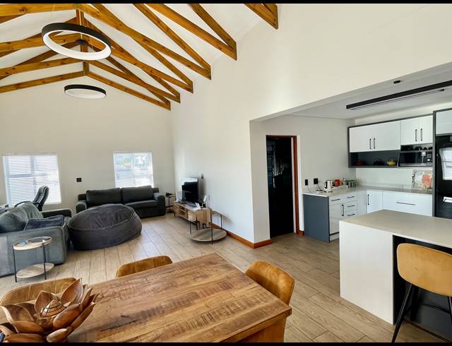 3 BEDROOM HOUSE FOR SALE IN LAGUNA SANDS